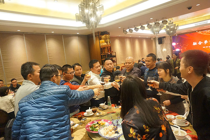 海博装饰年会.jpg